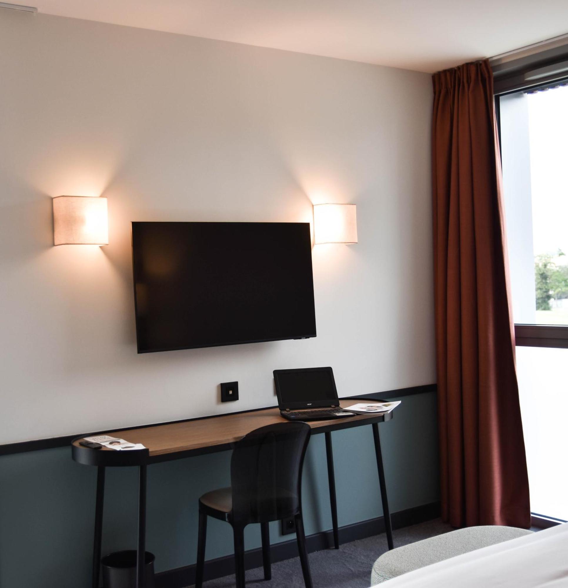 Mercure Le Mans Batignolles Esterno foto
