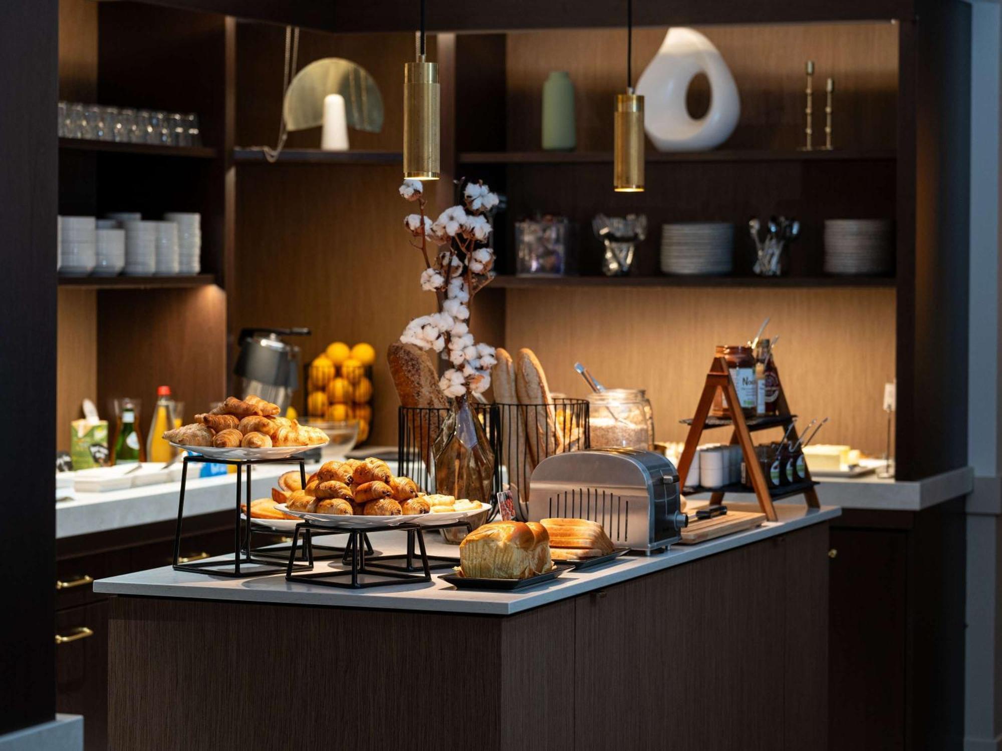 Mercure Le Mans Batignolles Esterno foto