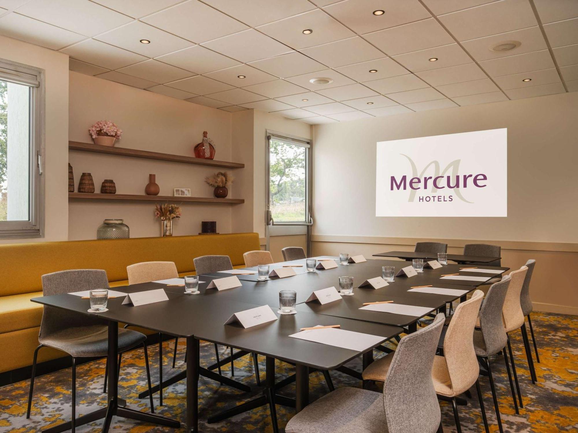 Mercure Le Mans Batignolles Esterno foto